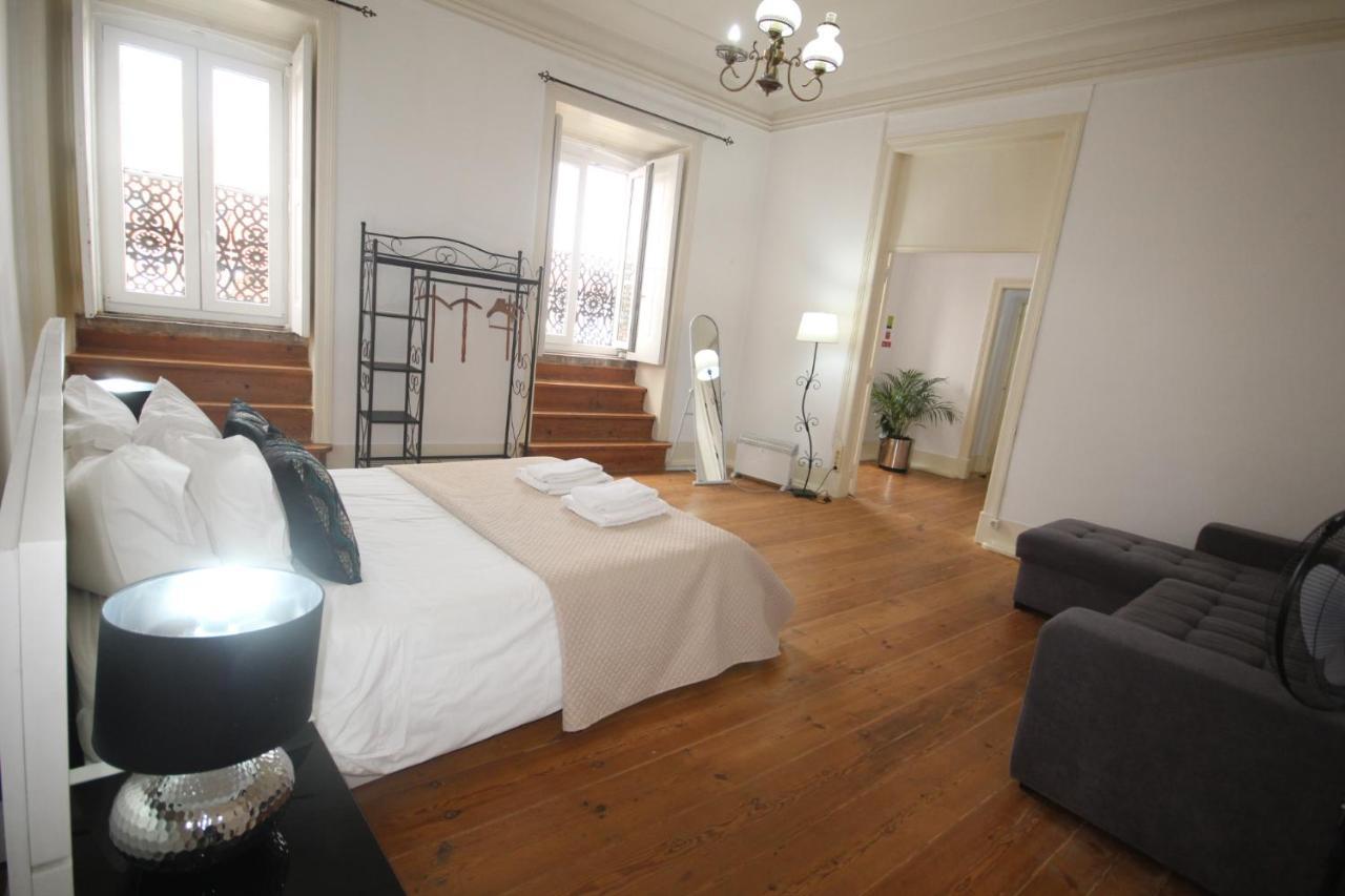 Our Little Spot In Chiado Gæstehus